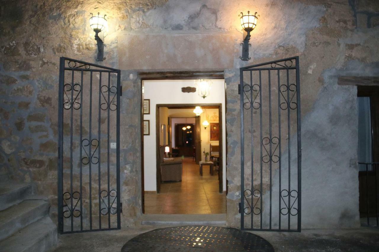 Casa Rural Sant Petrus De Madrona Pinell de Solsones Exterior foto